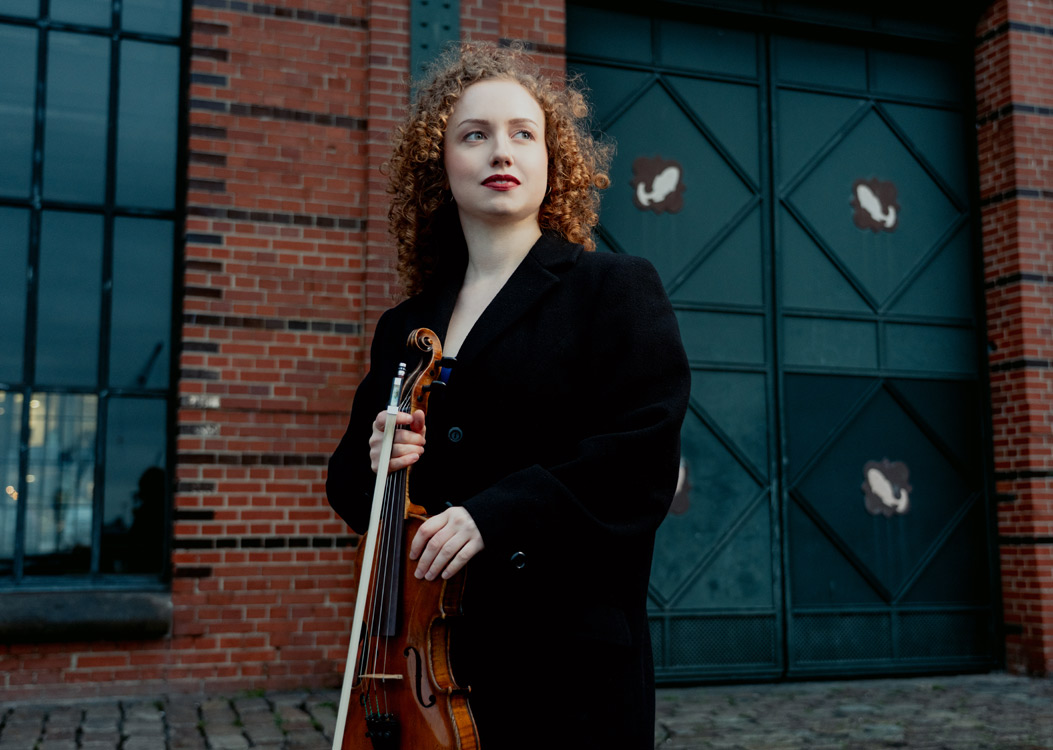 Eva Wetzel, Violin